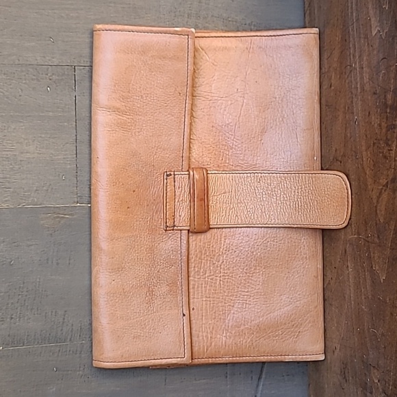 Vintage Good Goods Tri-Fold Leather Portfolio with Belt Closure Men Women Unisex - Picture 1 of 13
